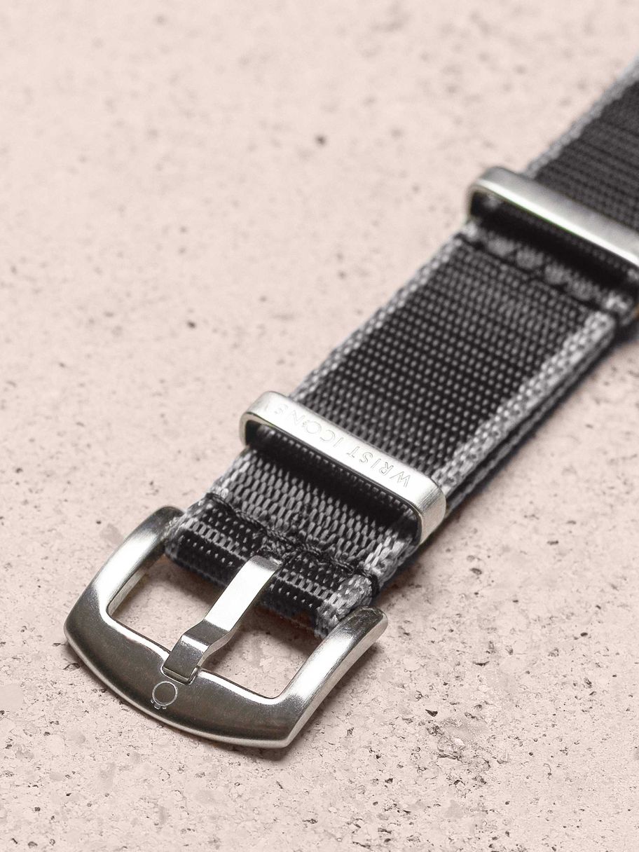 Black grey premium seatbelt nato - WRIST ICONS