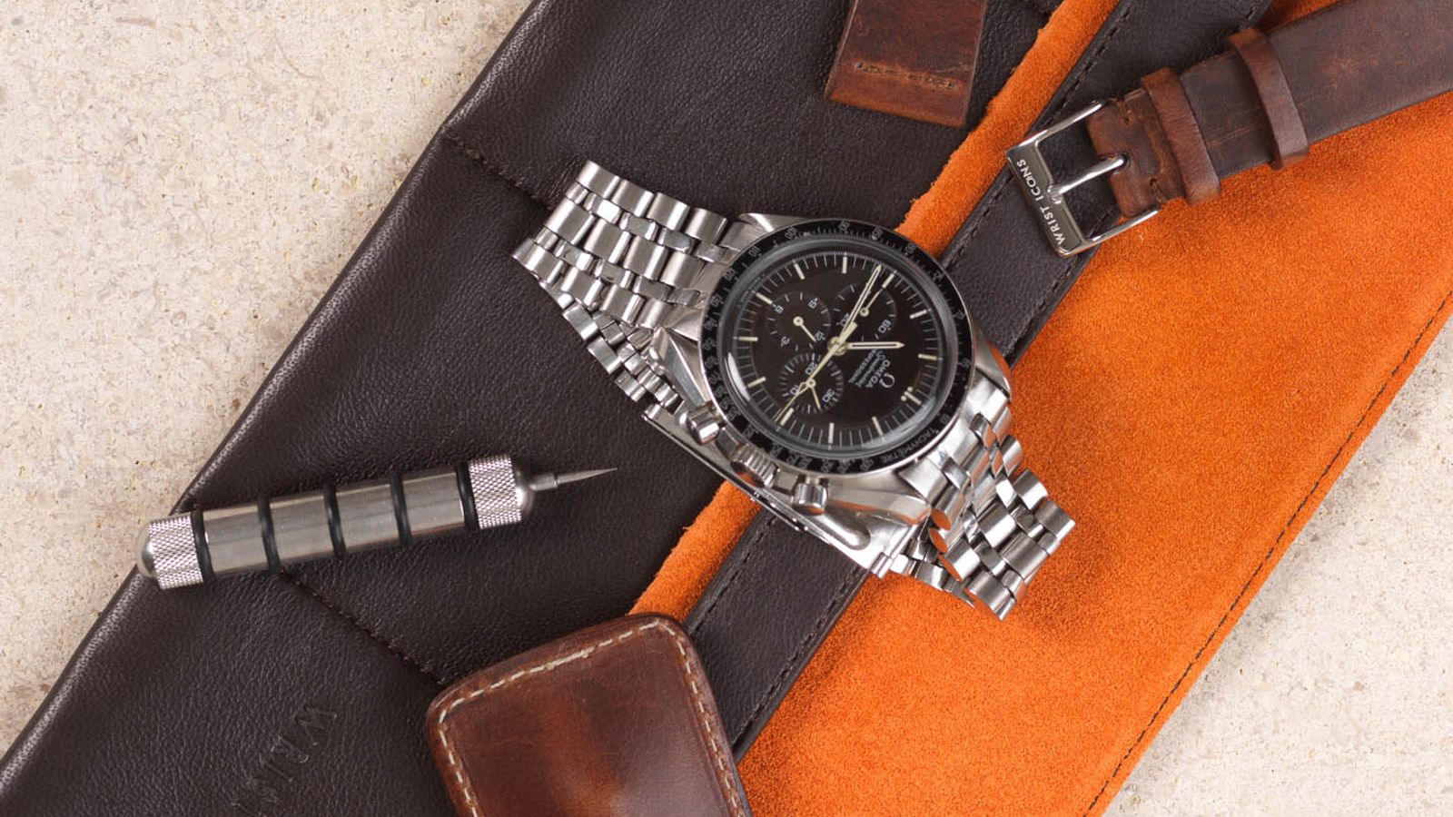 Omega SOLD-Omega Speedmaster 145.022-69 pre-moon tropical Extract of the Archive 1970