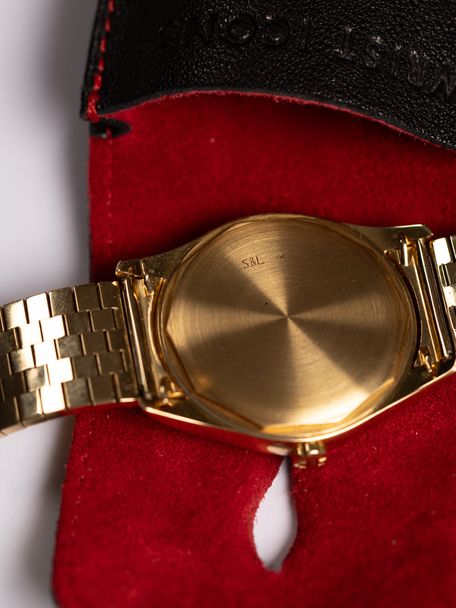 Patek Philippe Patek Philippe Calatrava Ref. 2526 – Serpico y Laino Triple Signed – 18K Yellow Gold (1958)