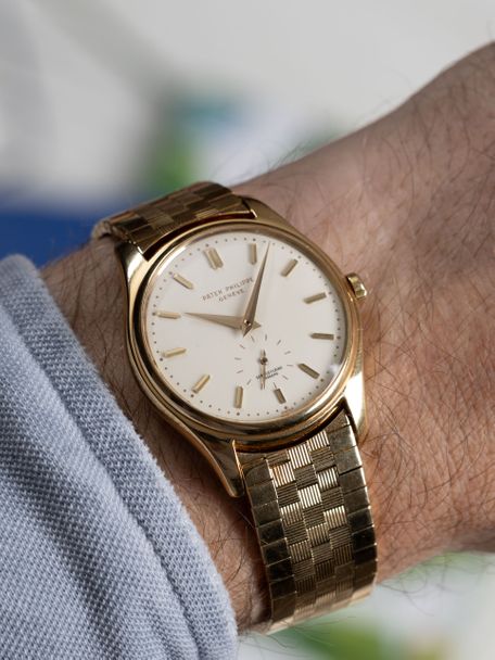 Patek Philippe Patek Philippe Calatrava Ref. 2526 – Serpico y Laino Triple Signed – 18K Yellow Gold (1958)