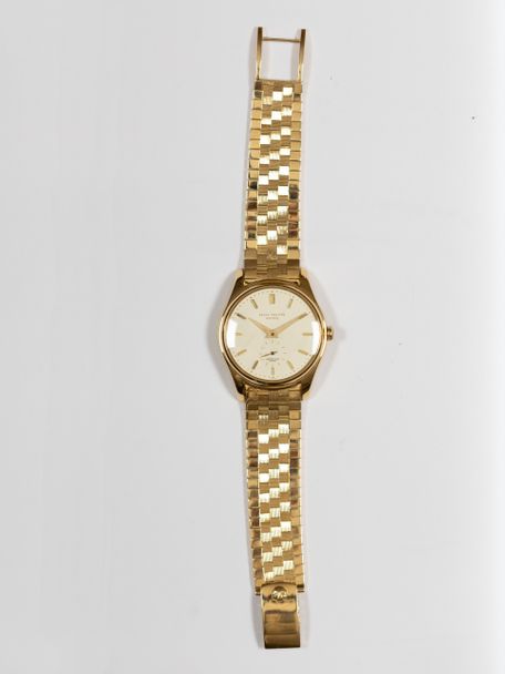 Patek Philippe Patek Philippe Calatrava Ref. 2526 – Serpico y Laino Triple Signed – 18K Yellow Gold (1958)