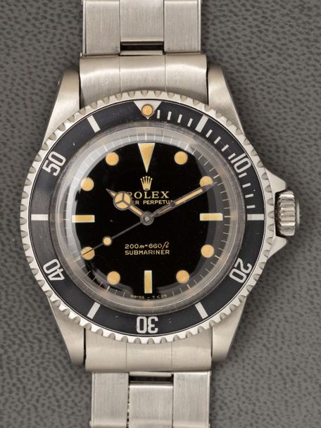 Rolex Rolex Oyster Perpetual Submariner reference 5513 from 1966 with a gilt dial