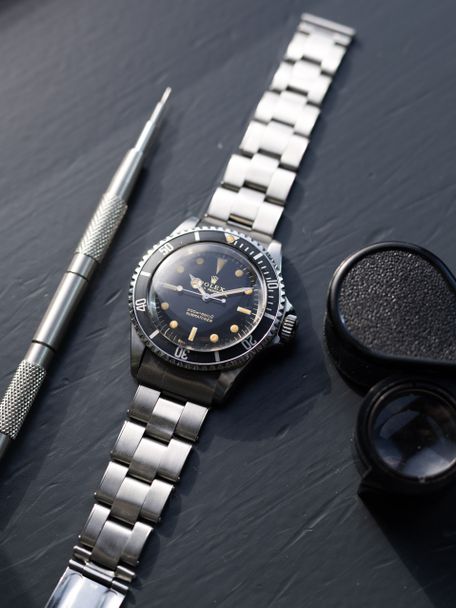 Rolex Rolex Oyster Perpetual Submariner reference 5513 from 1966 with a gilt dial