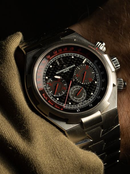 Vacheron Constantin Vacheron Constantin Overseas  chronograph 49150 Engine Magazine